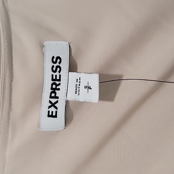 Express Dress - Picture 9 of 12